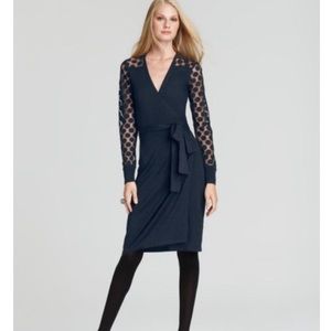 Diane Von furstenberg Linda polka dot wrap dress M